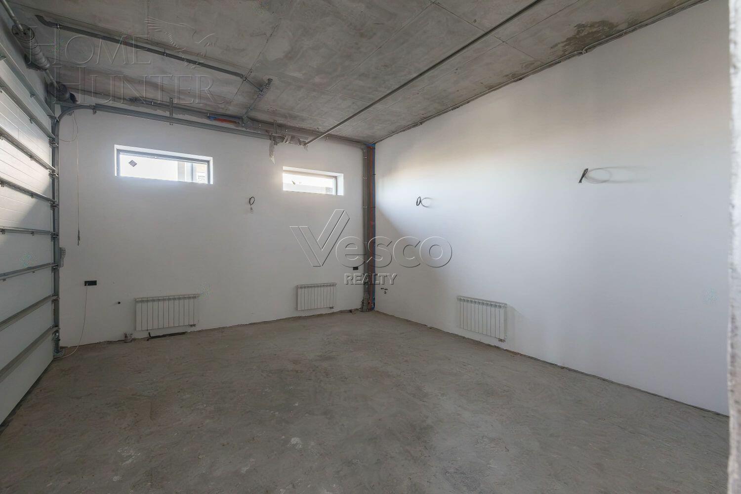 3-этажный коттедж 878 м² без отделки