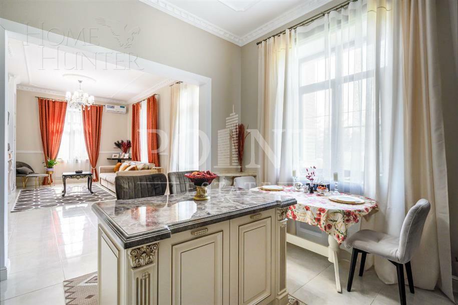 2-этажный коттедж 300 м² с отделкой