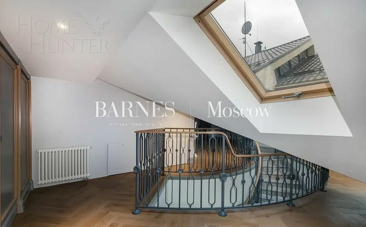 2-этажный коттедж 737 м² с отделкой