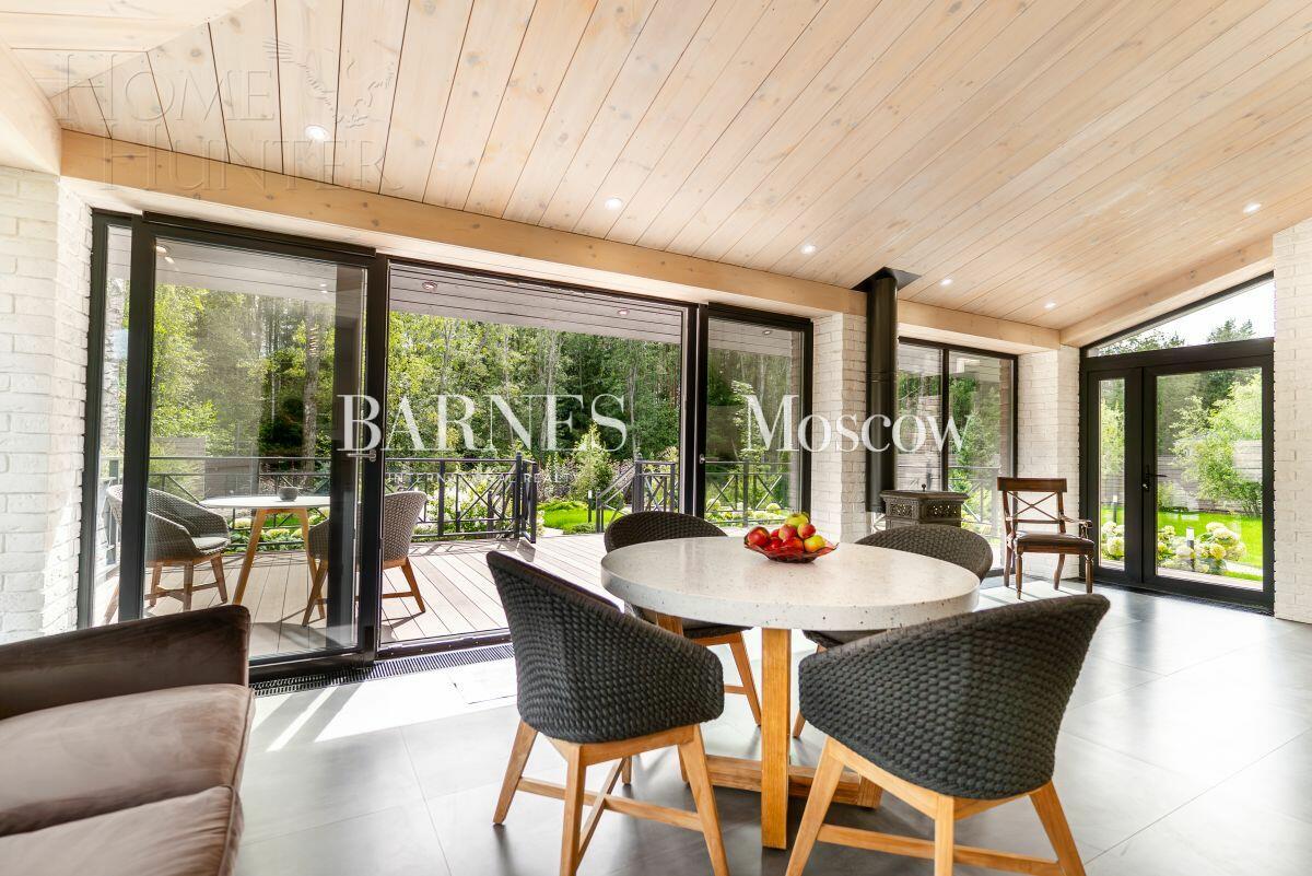 2-этажный коттедж 439 м² с отделкой