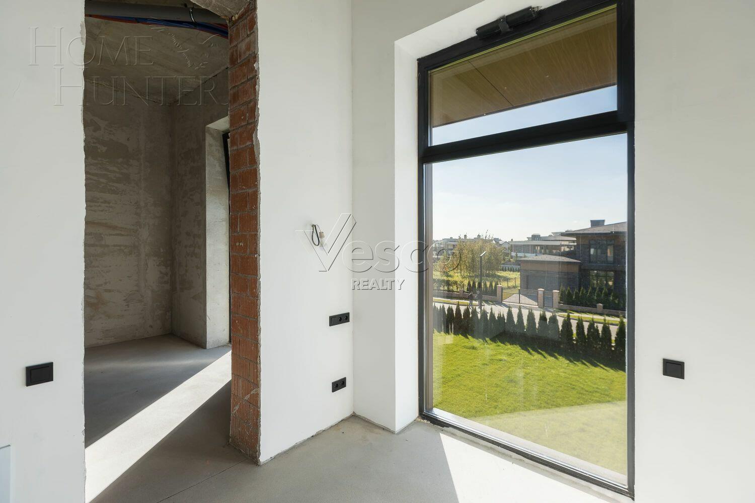 3-этажный коттедж 878 м² без отделки