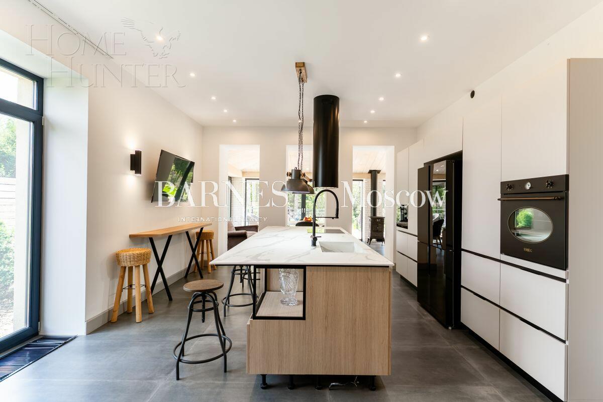 2-этажный коттедж 439 м² с отделкой