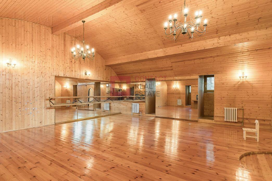 2-этажный коттедж 650 м² с отделкой