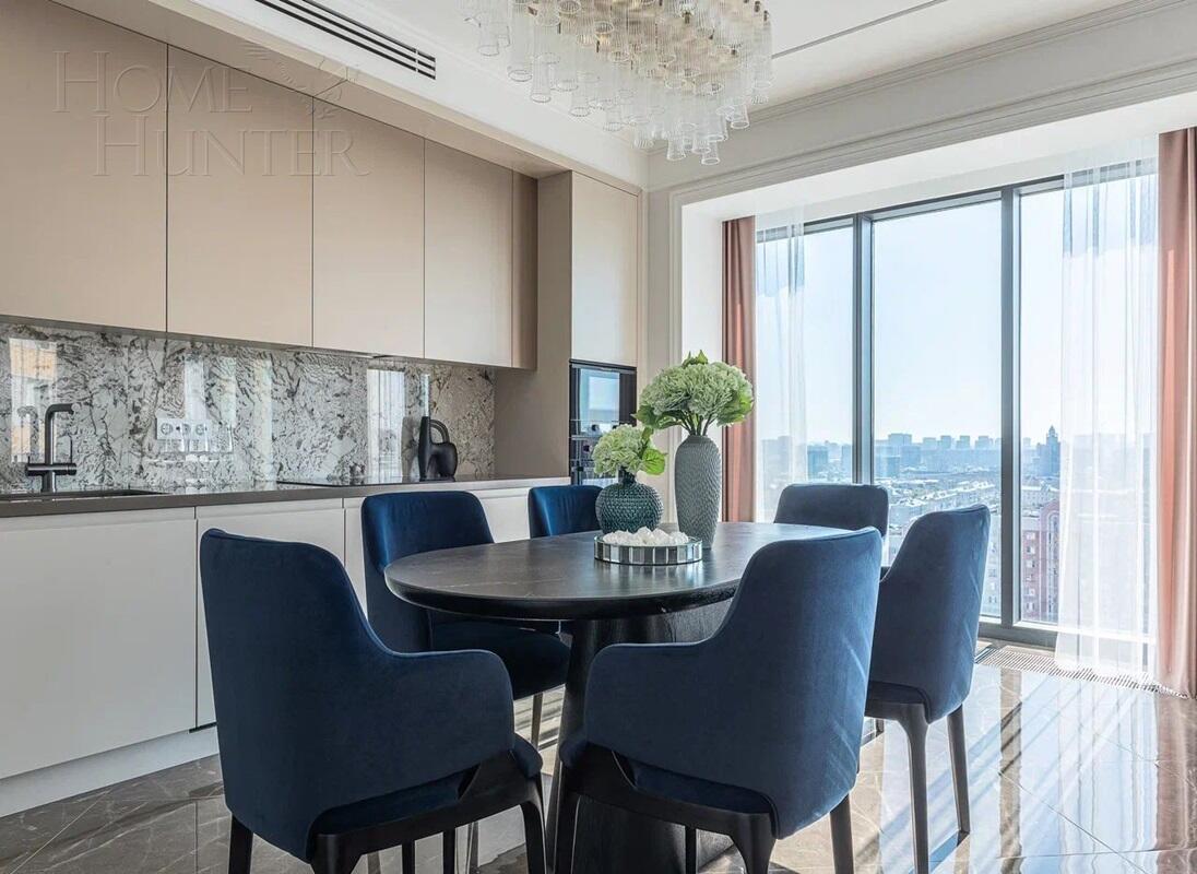 4-КОМН. КВАРТИРА С ОТДЕЛКОЙ 143 М² НА 18 ЭТАЖЕ