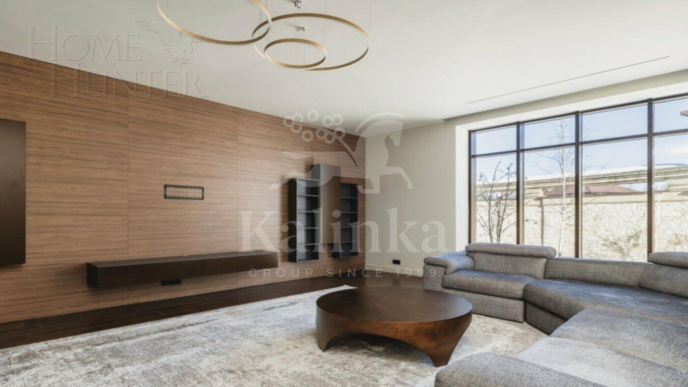 2-этажный коттедж 640 м² с отделкой