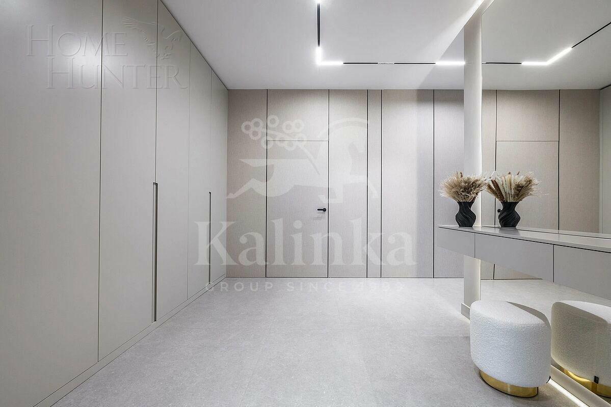 2-этажный коттедж 303 м² с отделкой