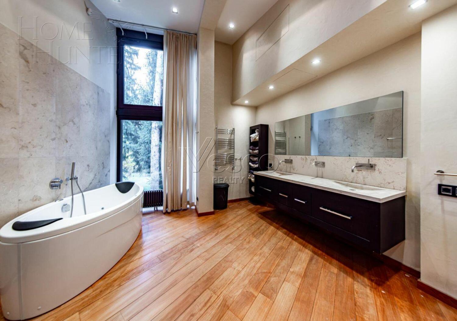 2-этажный коттедж 2 038 м² с отделкой