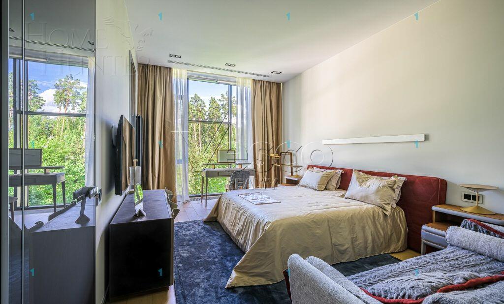 3-этажный коттедж 1 975 м² с отделкой