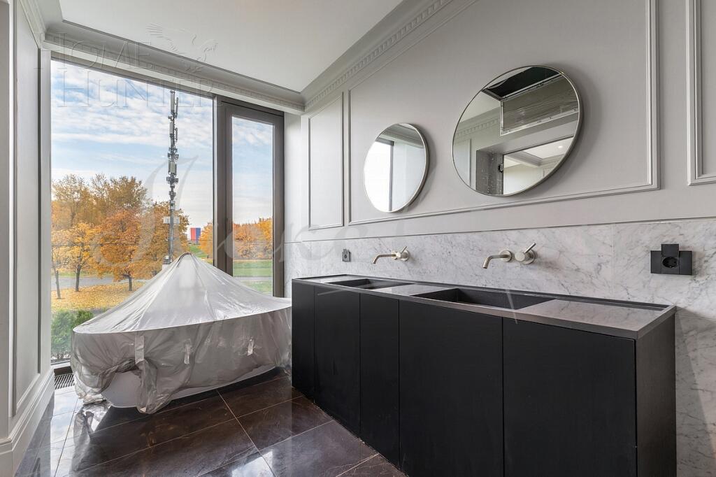 4-КОМН. КВАРТИРА С ОТДЕЛКОЙ 182 М² НА 2 ЭТАЖЕ