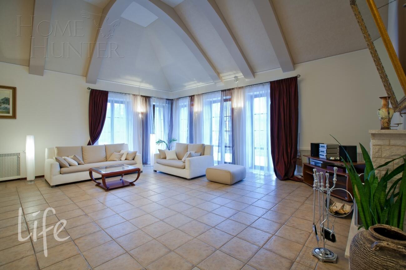 2-этажный коттедж 650 м² с отделкой