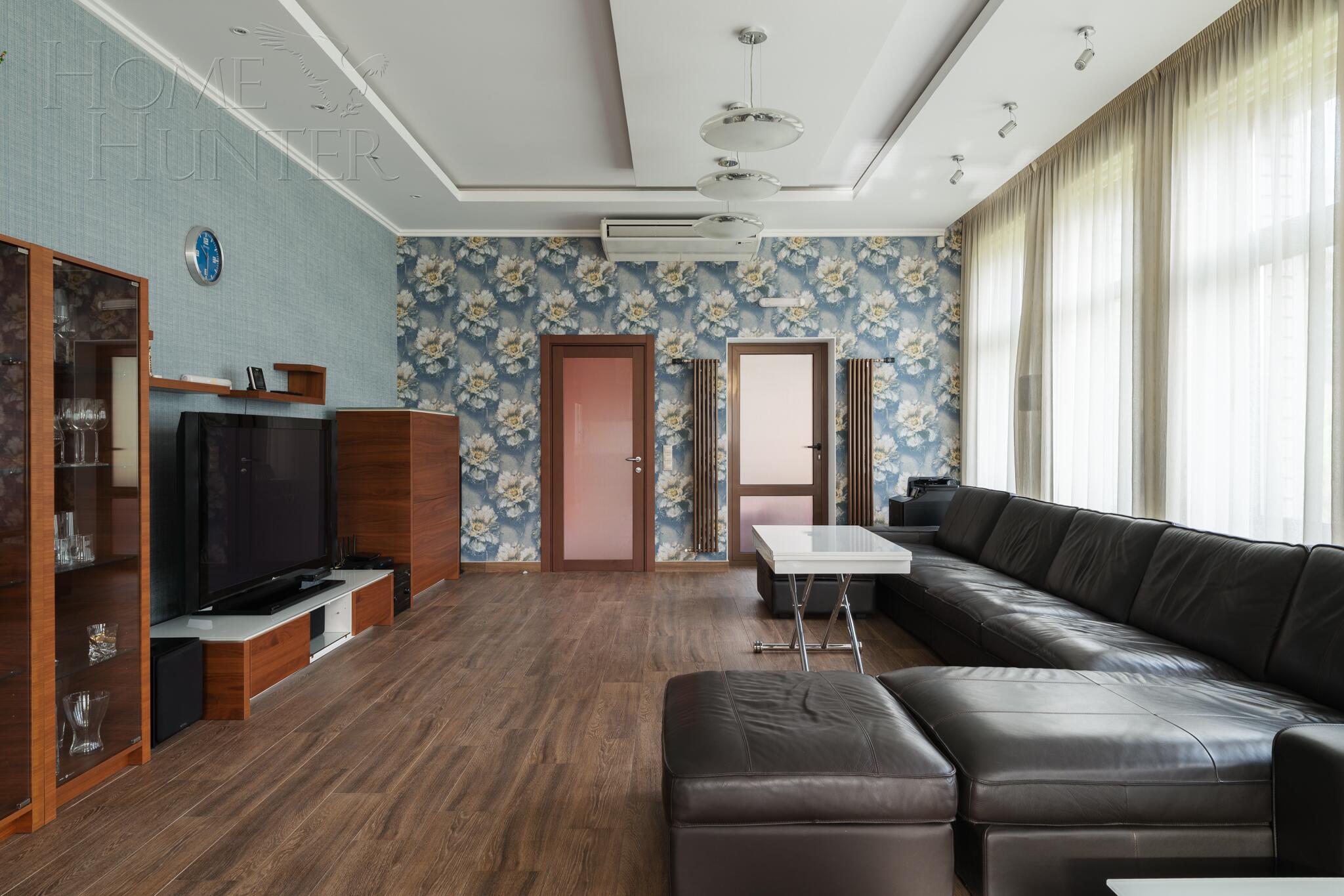 2-этажный коттедж 438 м² с отделкой