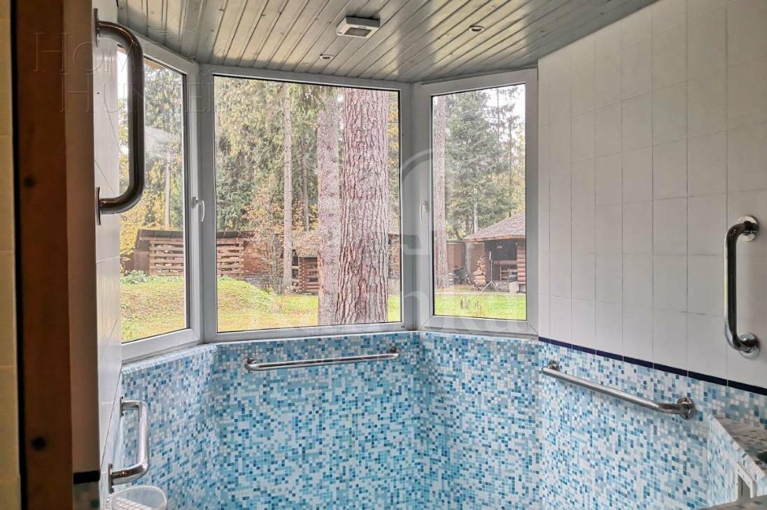 2-этажный коттедж 400 м² с отделкой