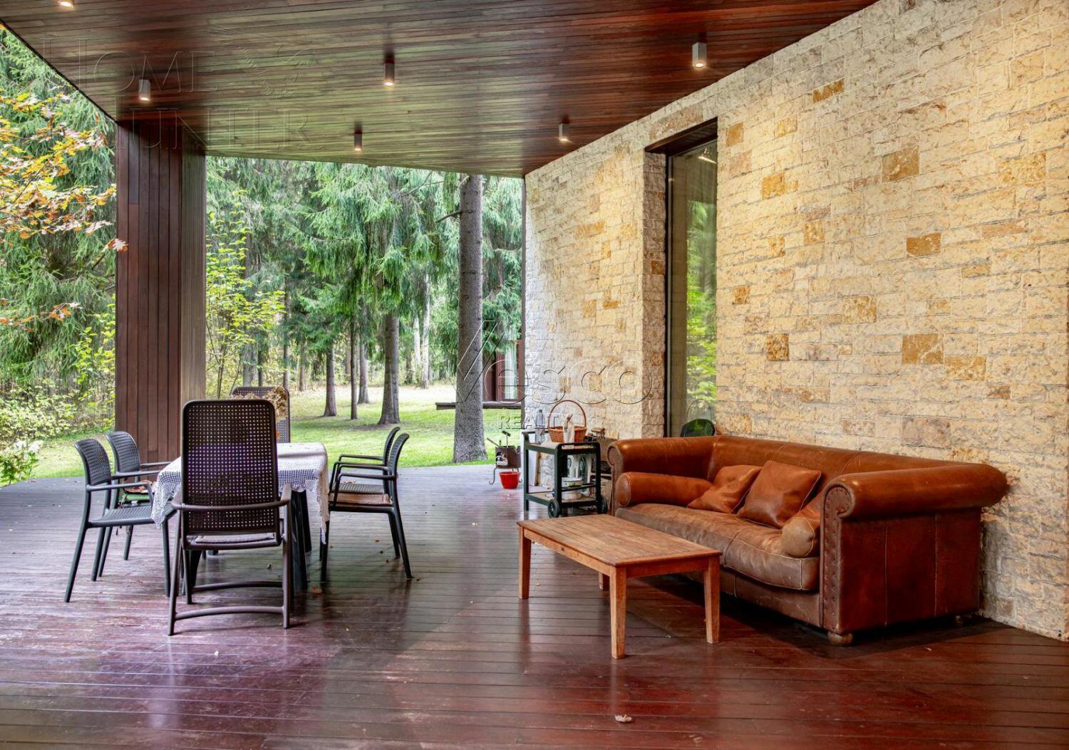 2-этажный коттедж 2 038 м² с отделкой