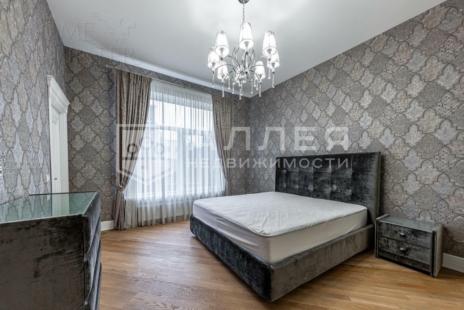 1-этажный коттедж 320 м² с отделкой