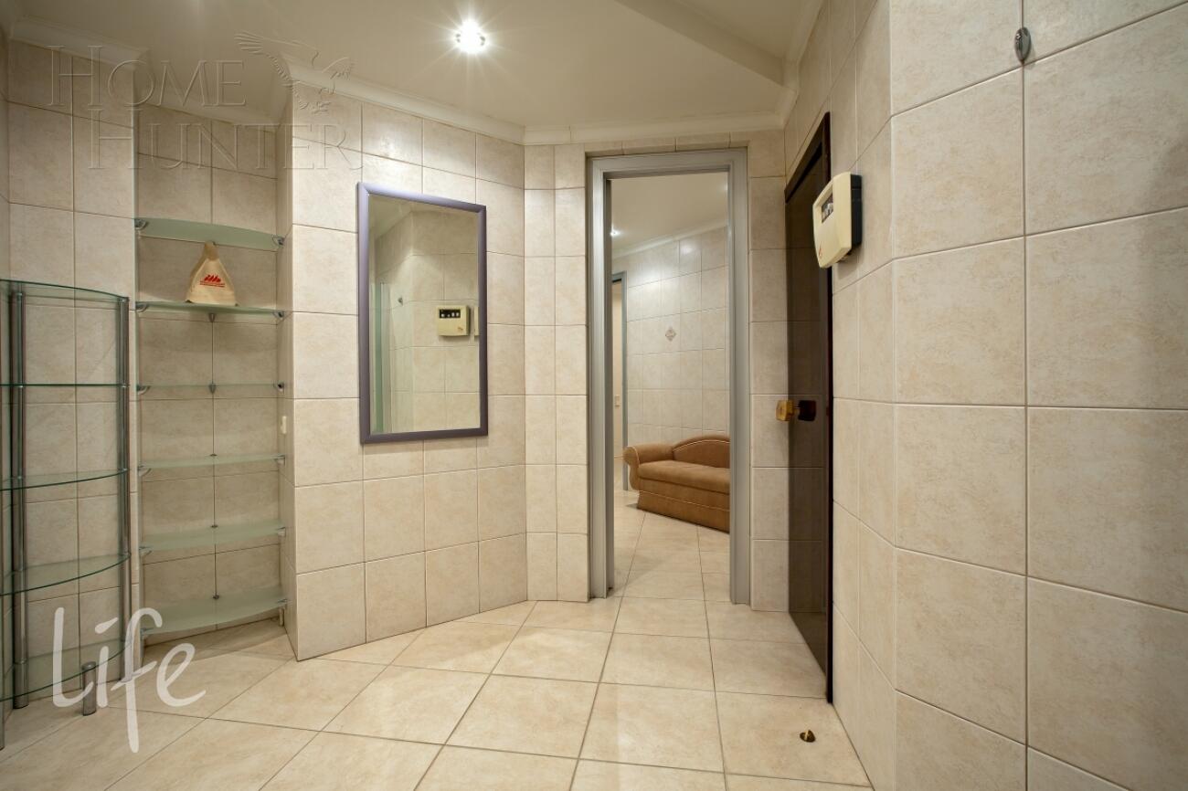 2-этажный коттедж 650 м² с отделкой