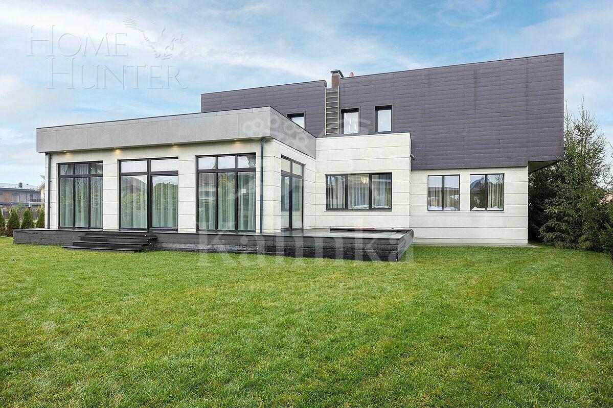 2-этажный коттедж 303 м² с отделкой