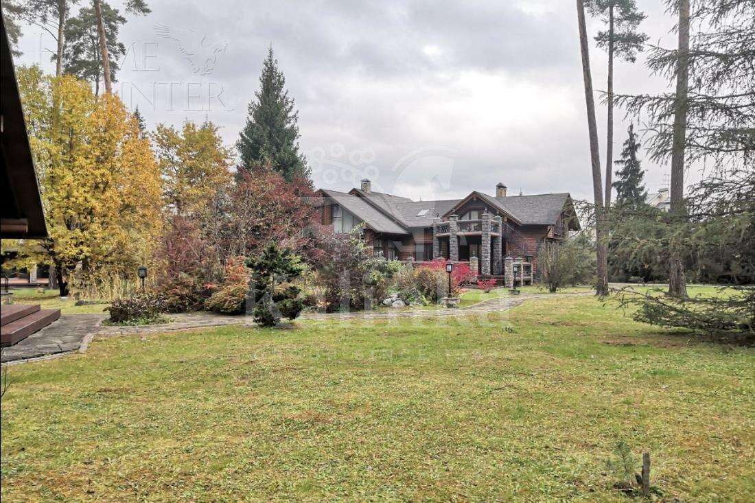 2-этажный коттедж 400 м² с отделкой