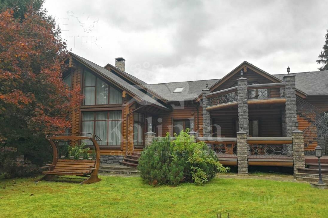 2-этажный коттедж 400 м² с отделкой