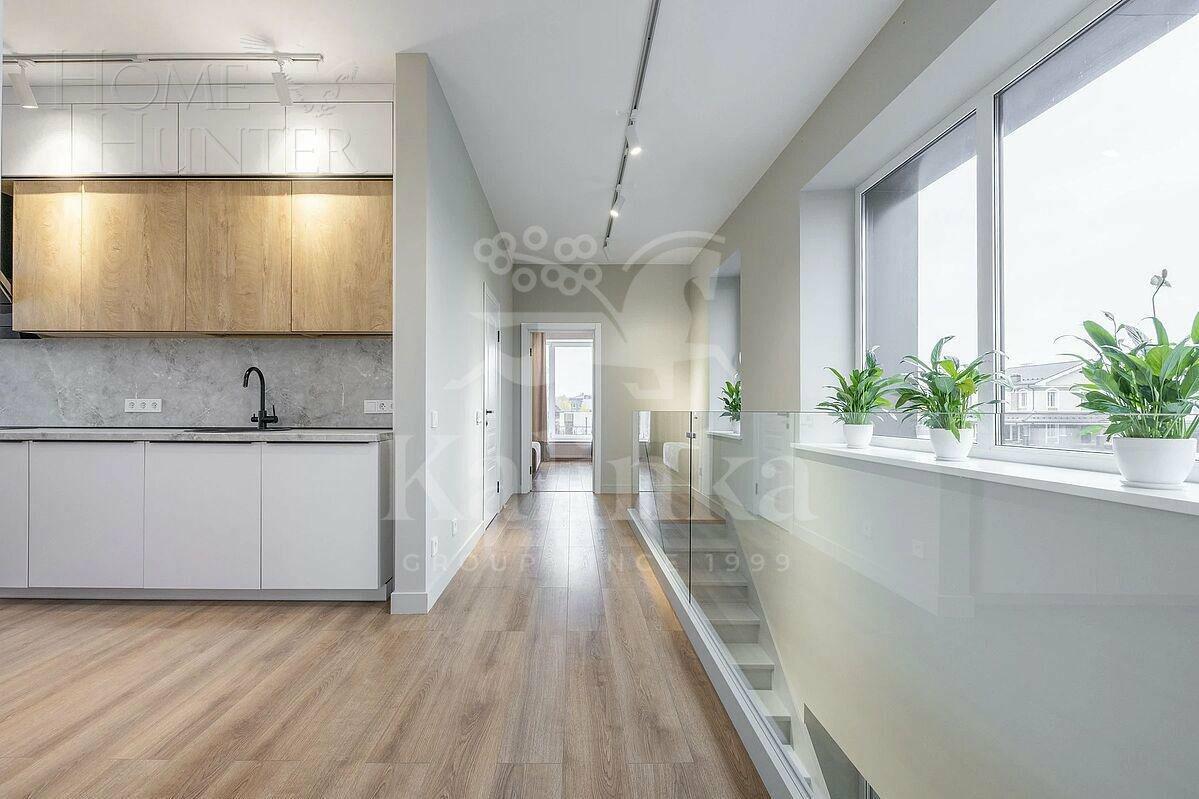 2-этажный коттедж 303 м² с отделкой