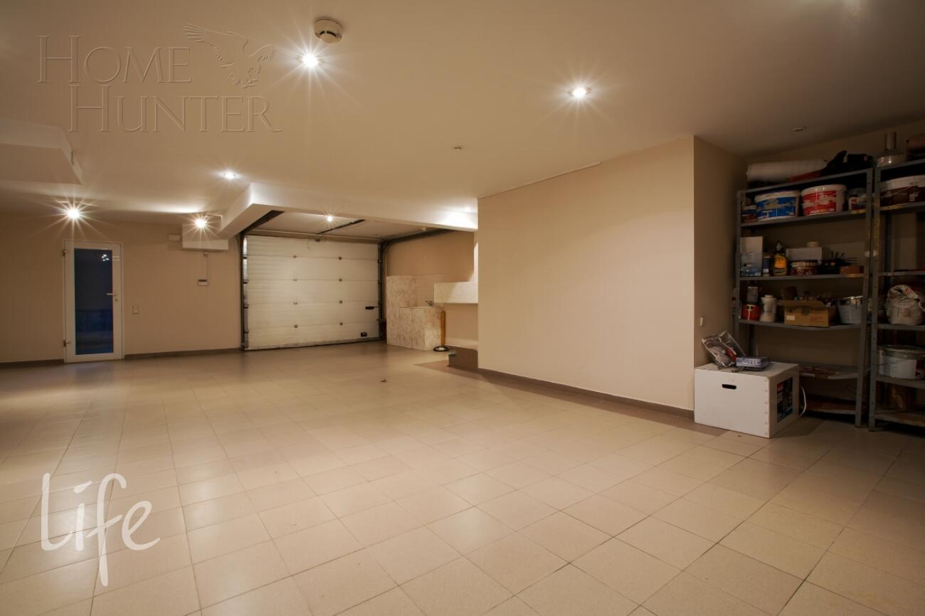 2-этажный коттедж 650 м² с отделкой