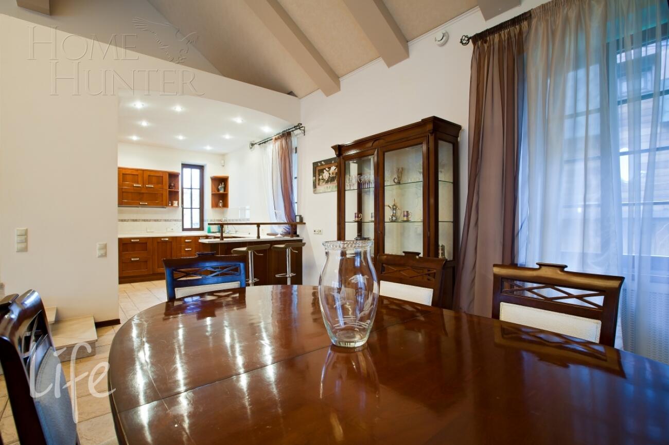 2-этажный коттедж 650 м² с отделкой