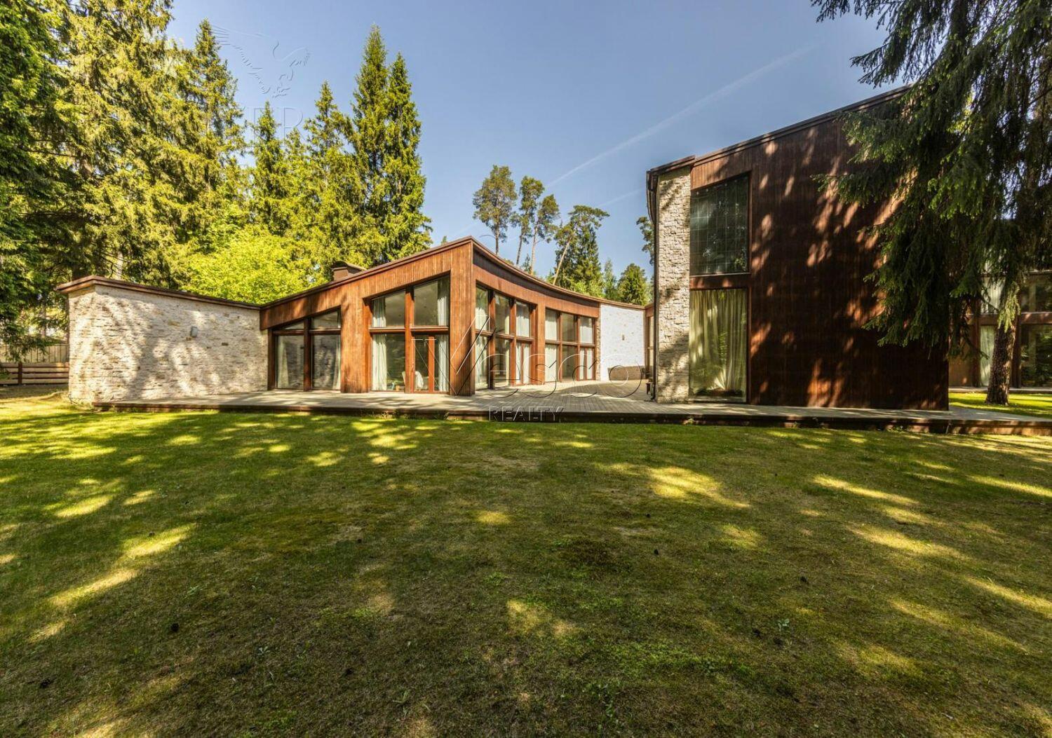 2-этажный коттедж 2 038 м² с отделкой