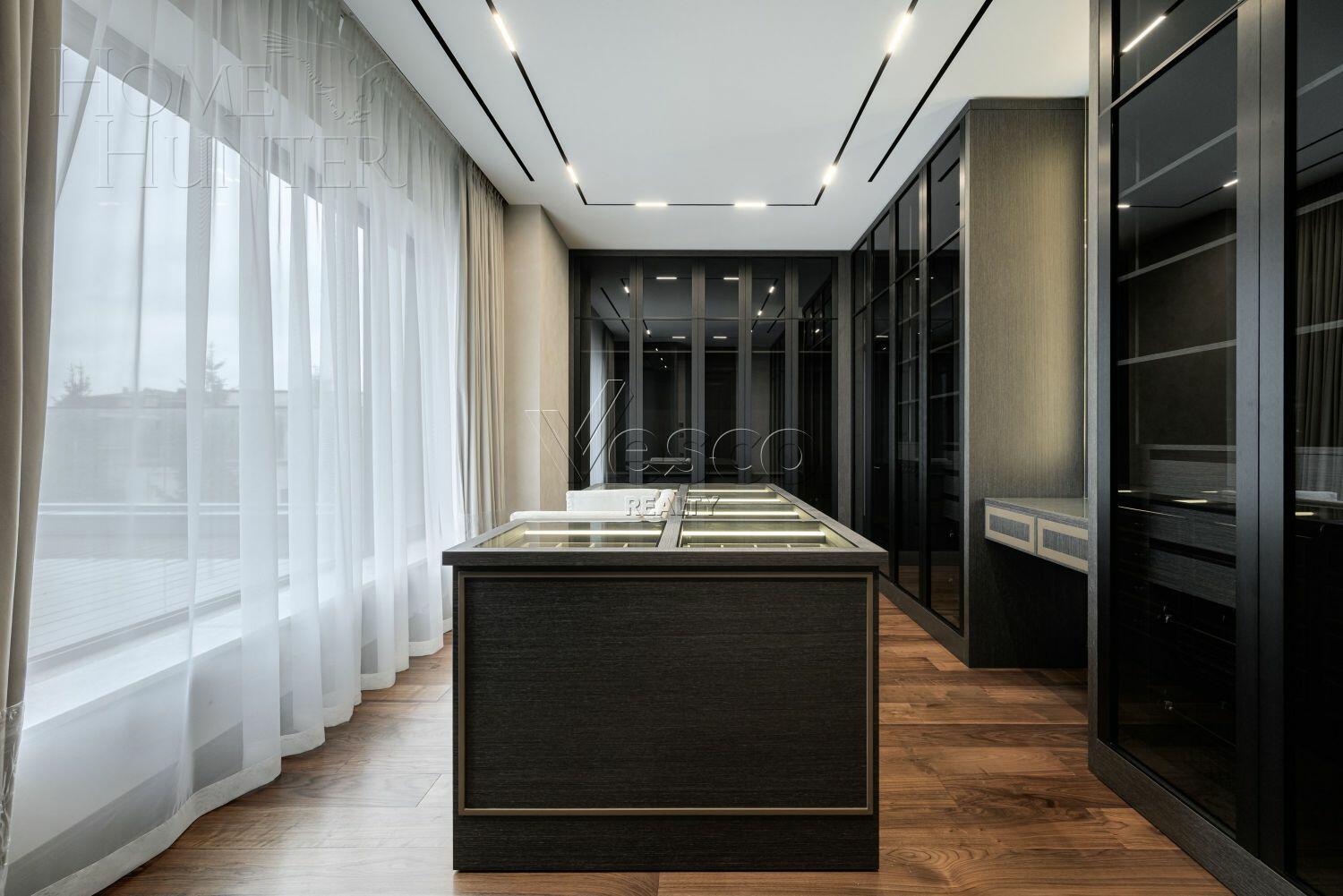 2-этажный коттедж 1 000 м² с отделкой