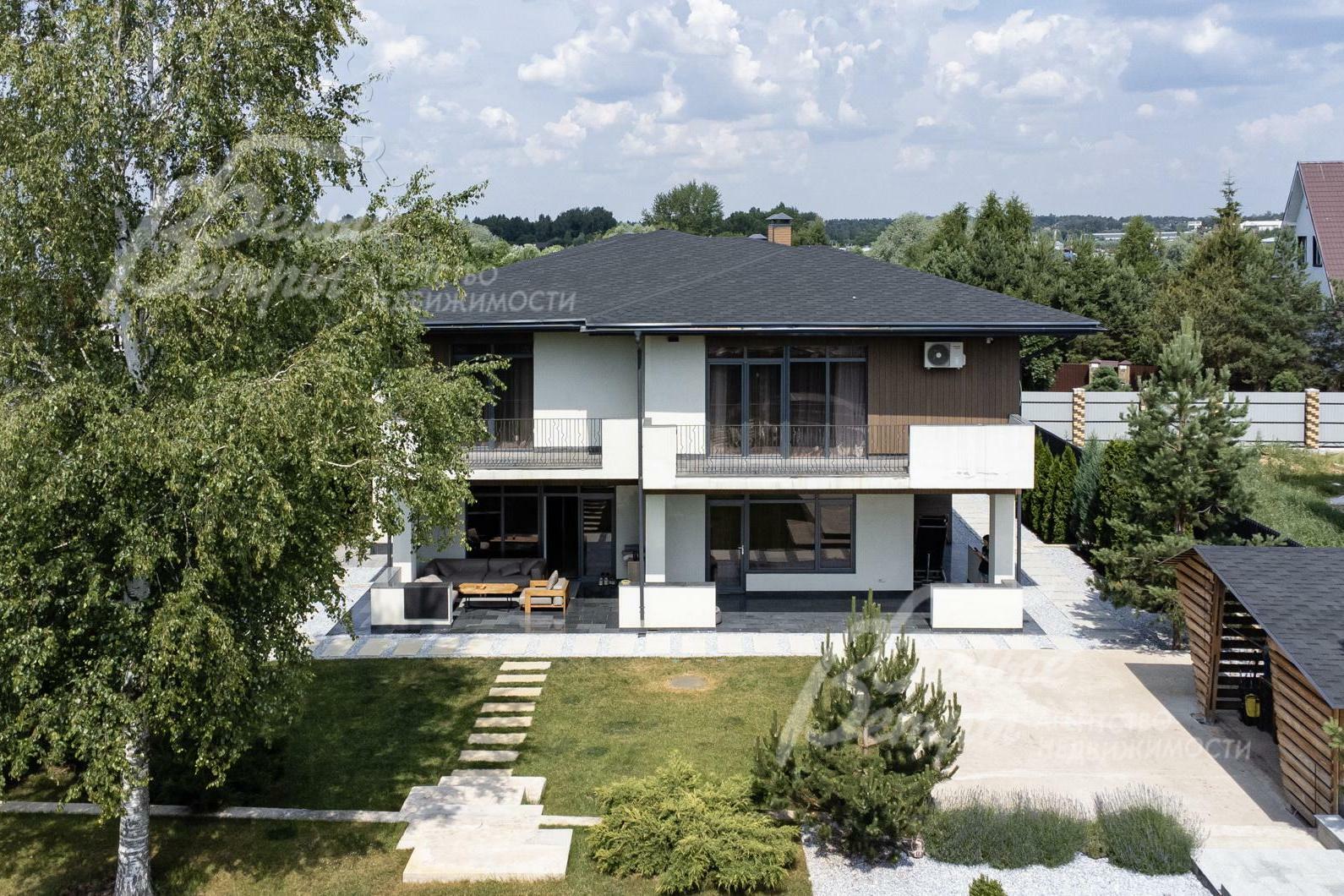 2-этажный коттедж 487 м² с отделкой