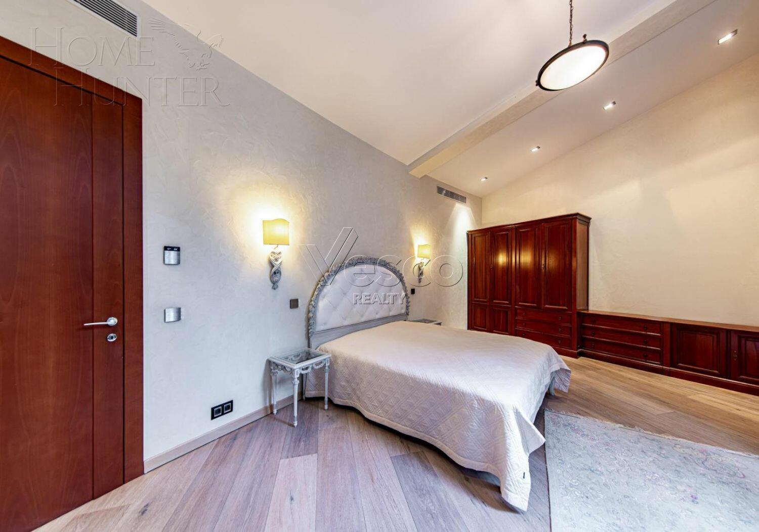 2-этажный коттедж 2 038 м² с отделкой