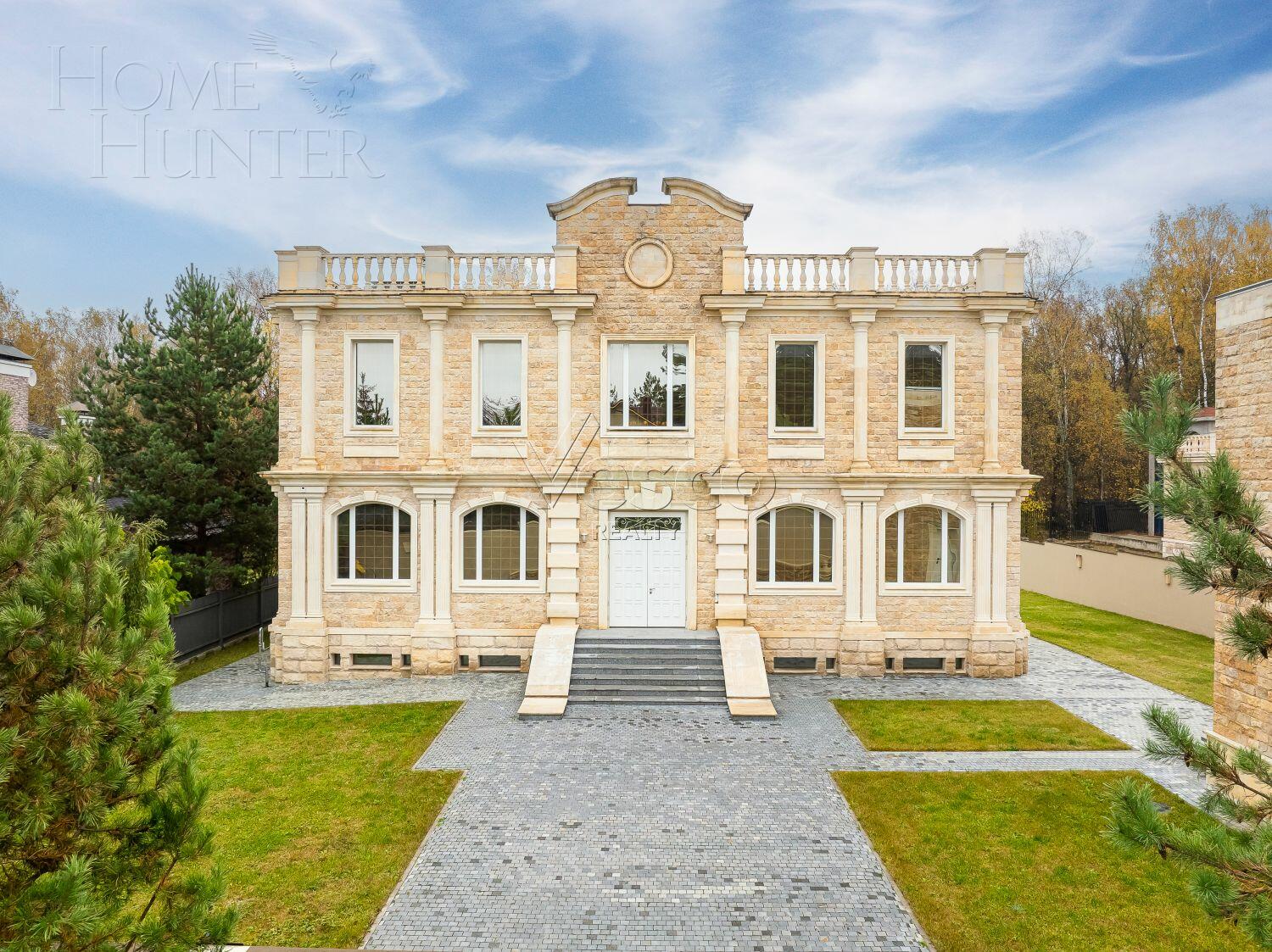 2-этажный коттедж 760 м² с отделкой