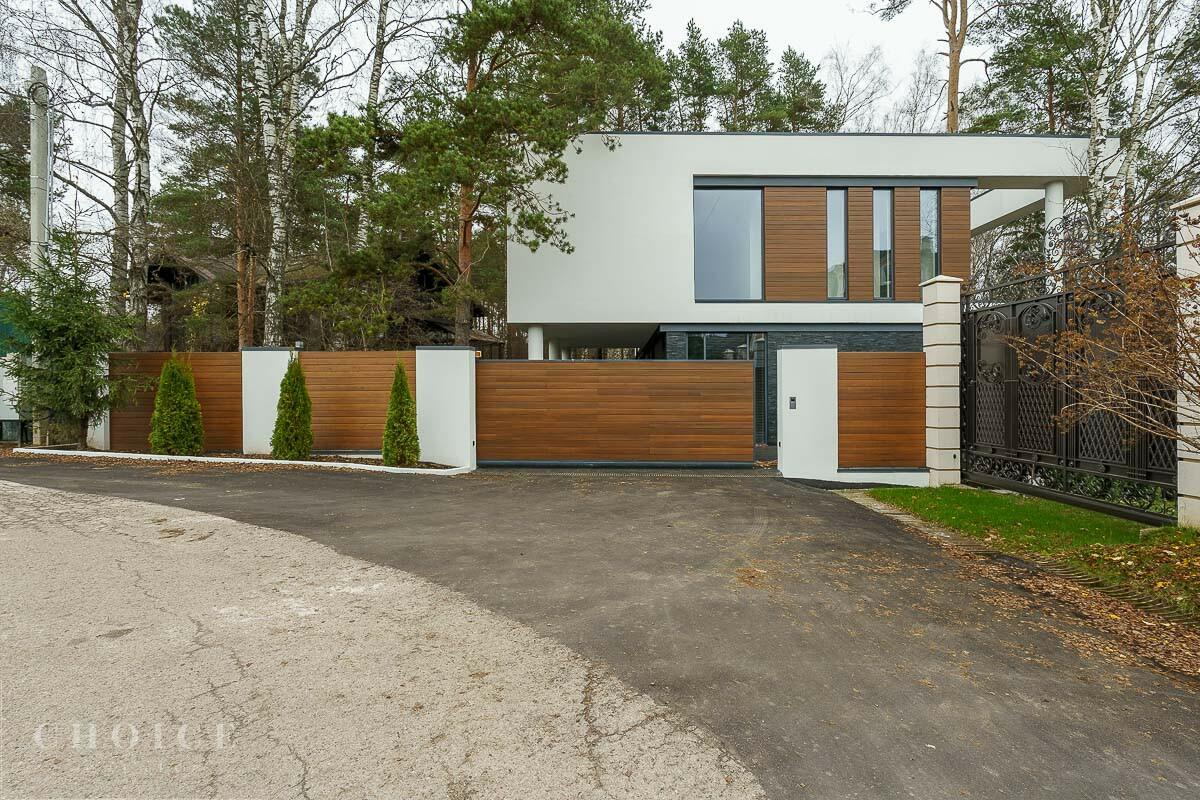 2-этажный коттедж 650 м² с отделкой