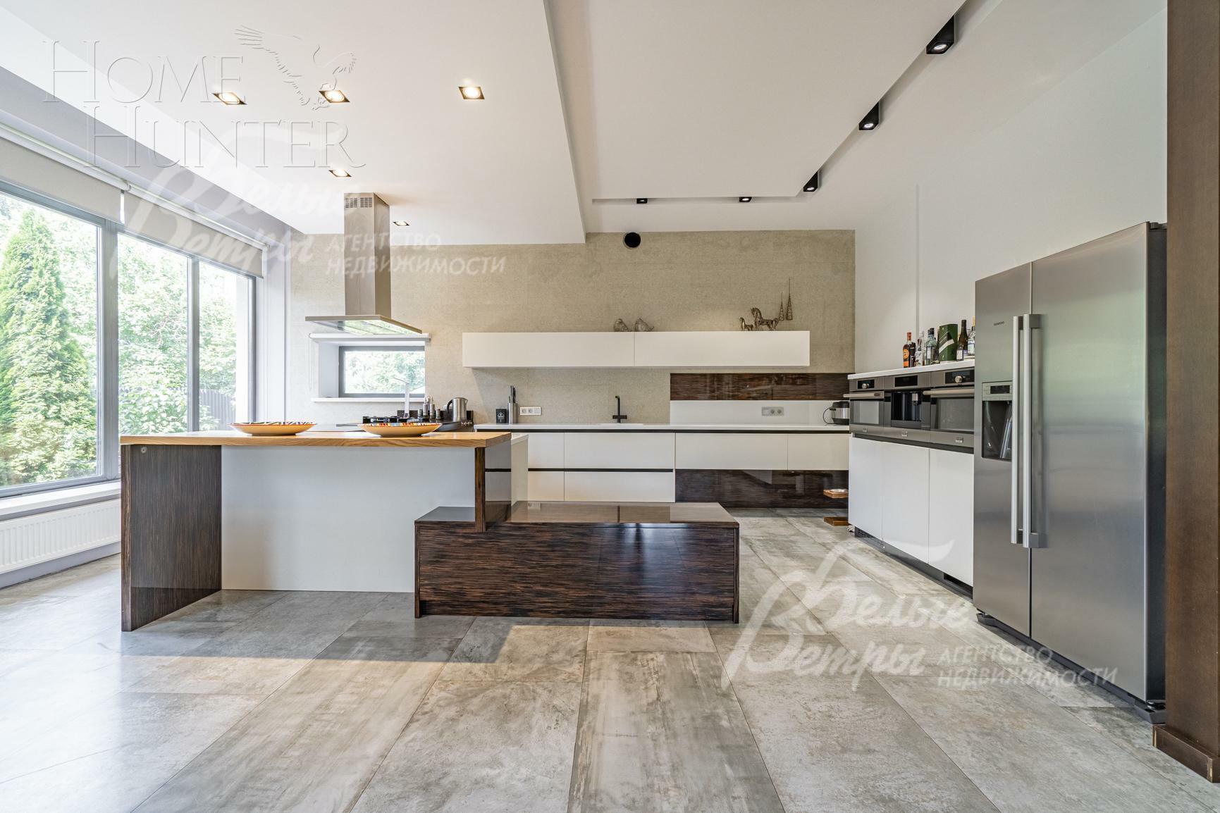 2-этажный коттедж 487 м² с отделкой