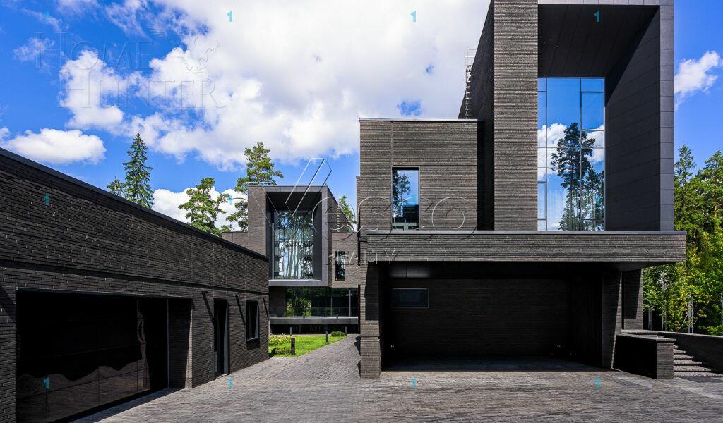 3-этажный коттедж 1 975 м² с отделкой