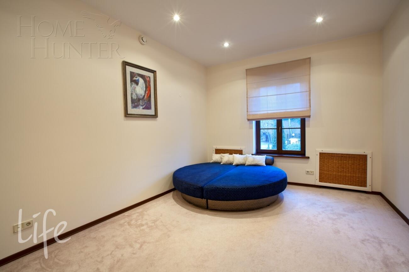 2-этажный коттедж 650 м² с отделкой