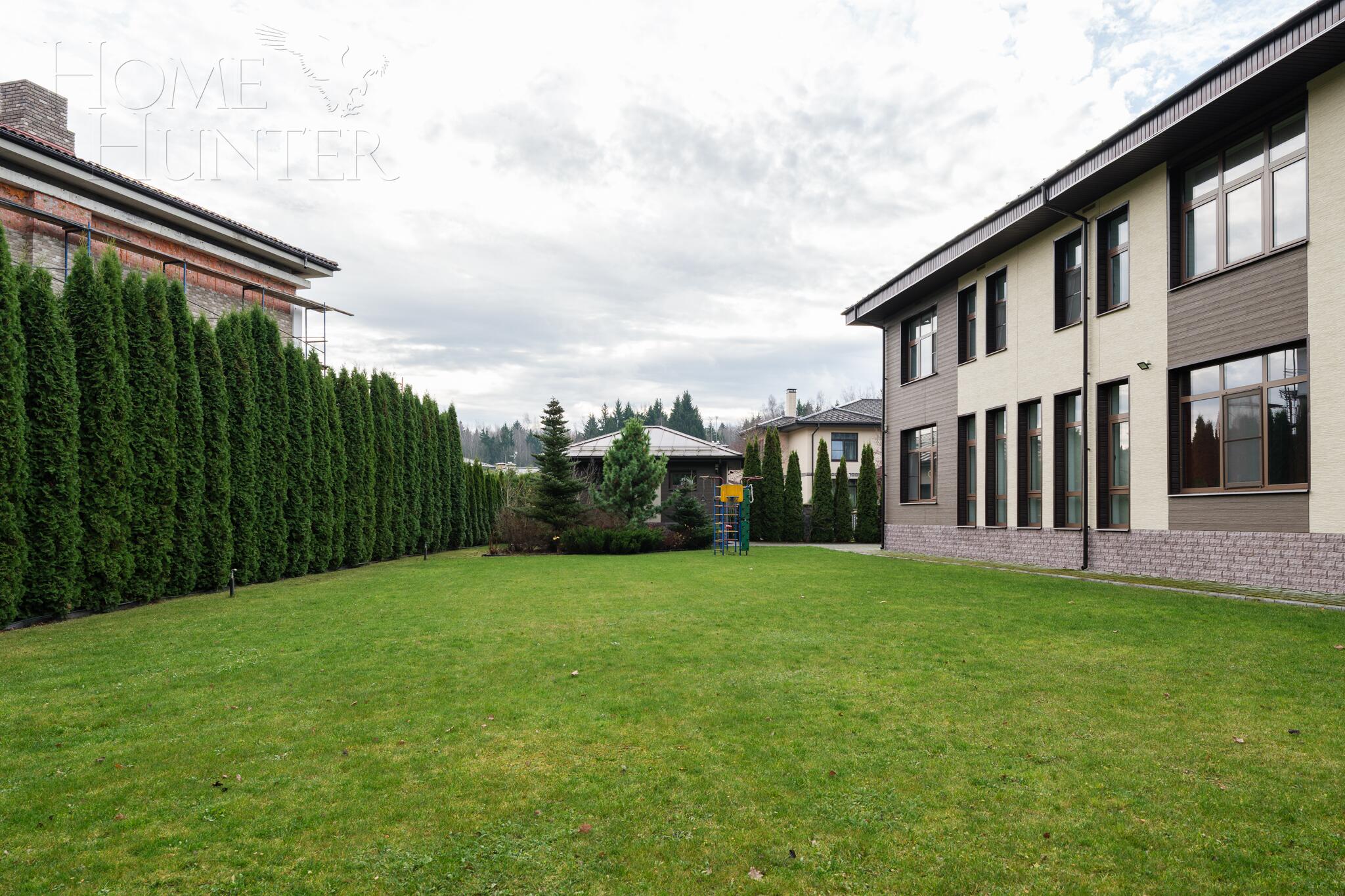 2-этажный коттедж 438 м² с отделкой