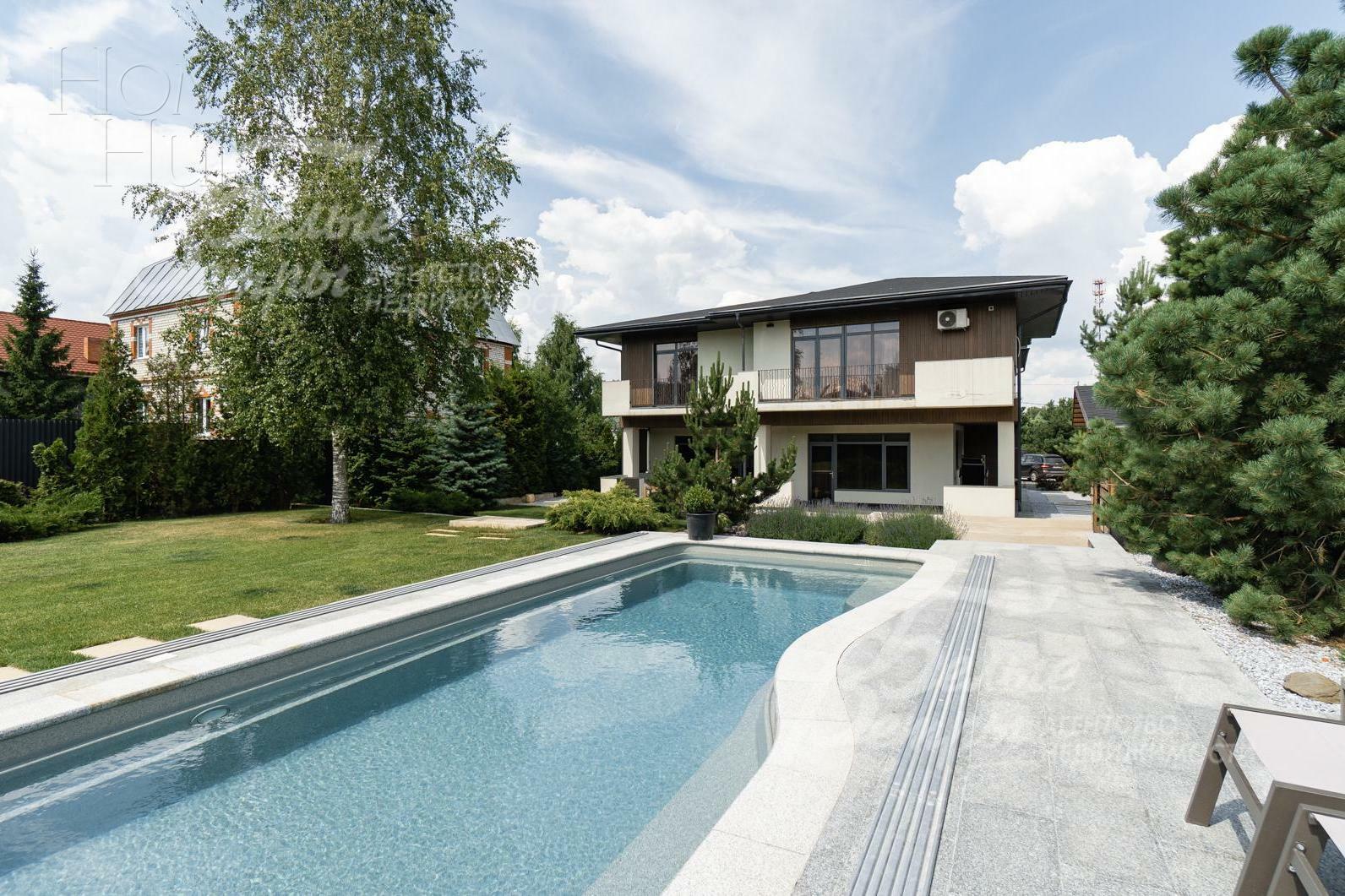 2-этажный коттедж 487 м² с отделкой