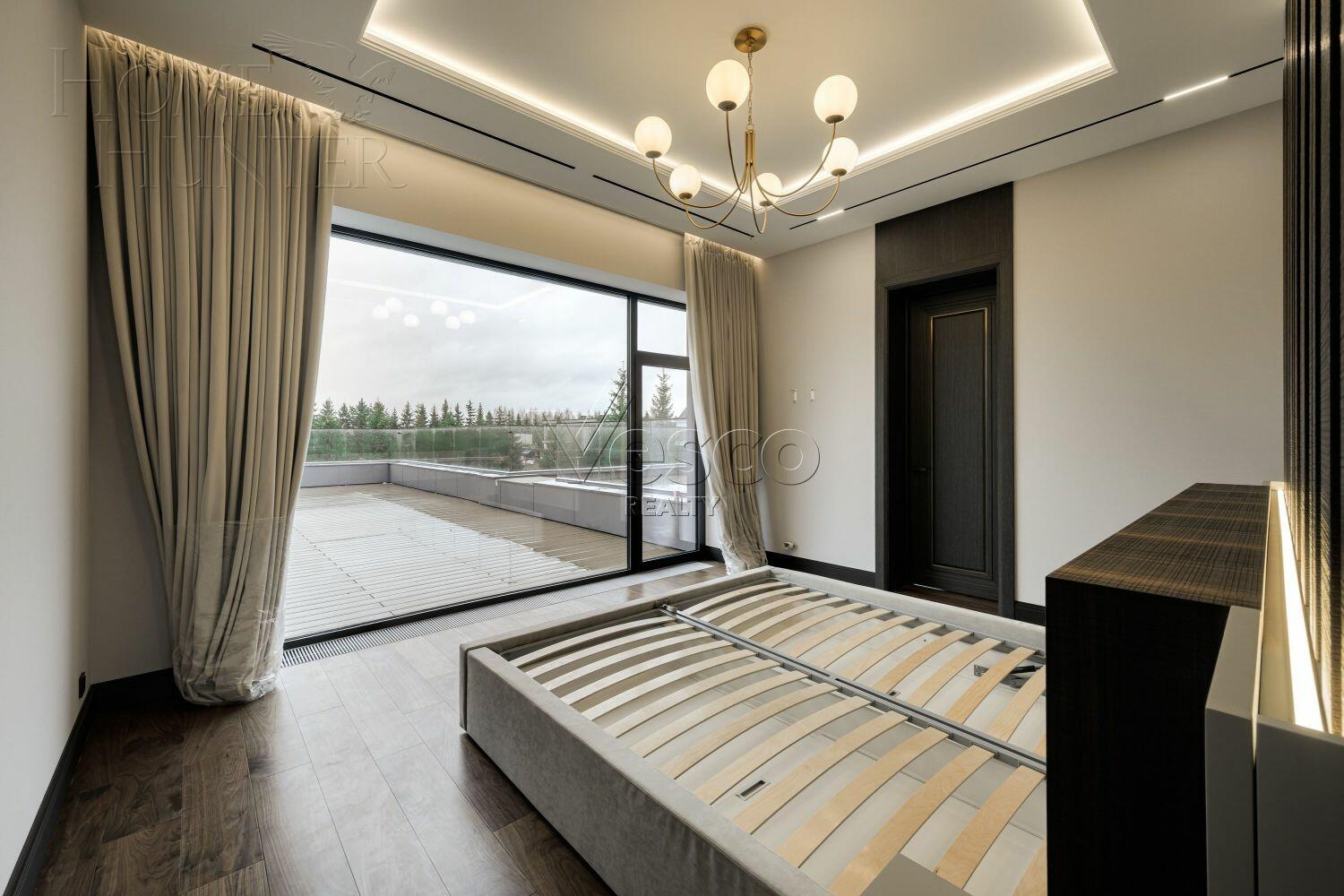 2-этажный коттедж 1 000 м² с отделкой