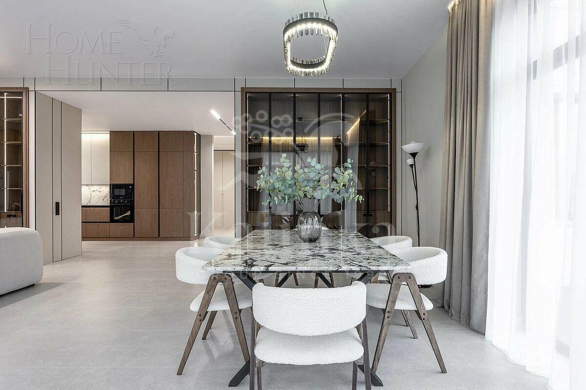 2-этажный коттедж 303 м² с отделкой