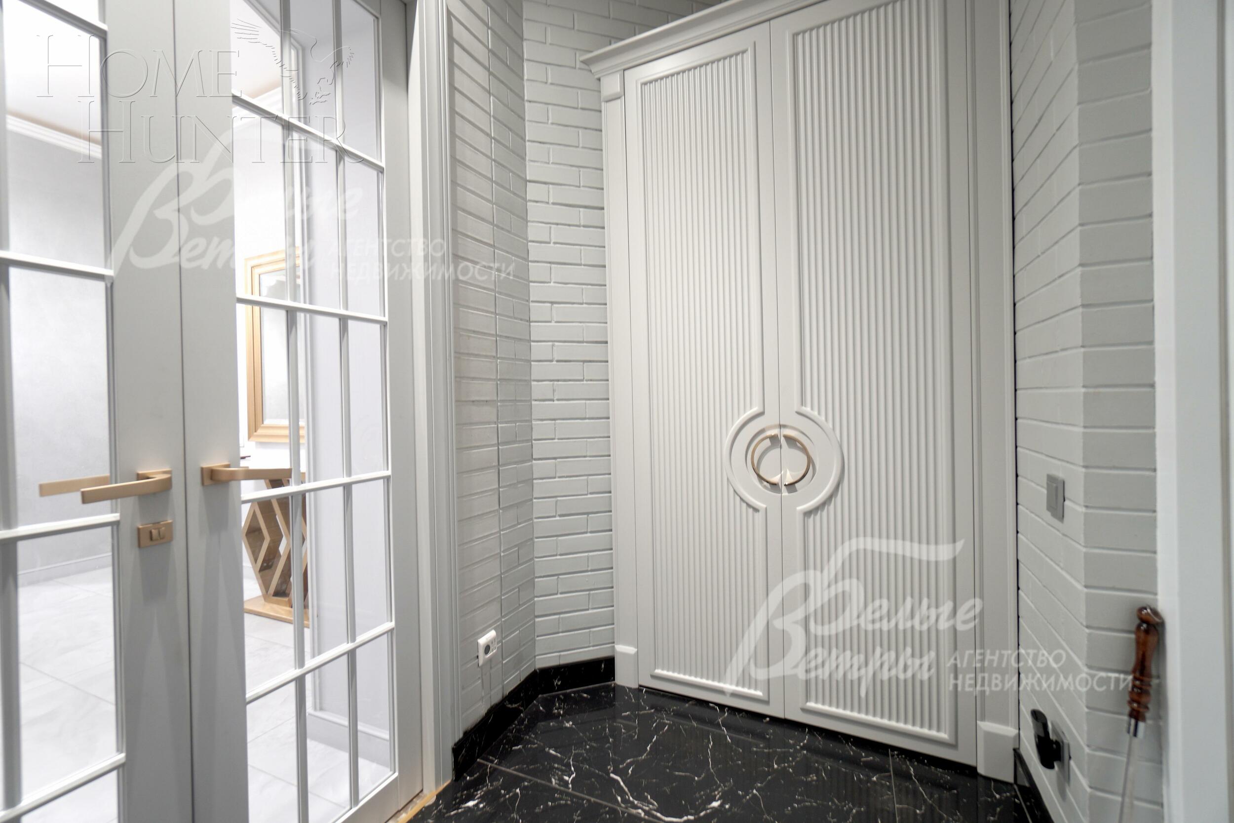 2-этажный коттедж 375 м² с отделкой