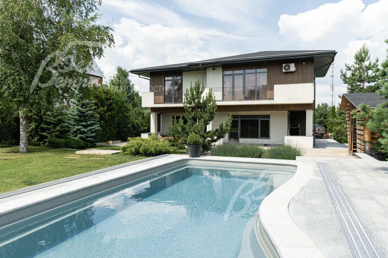 2-этажный коттедж 487 м² с отделкой