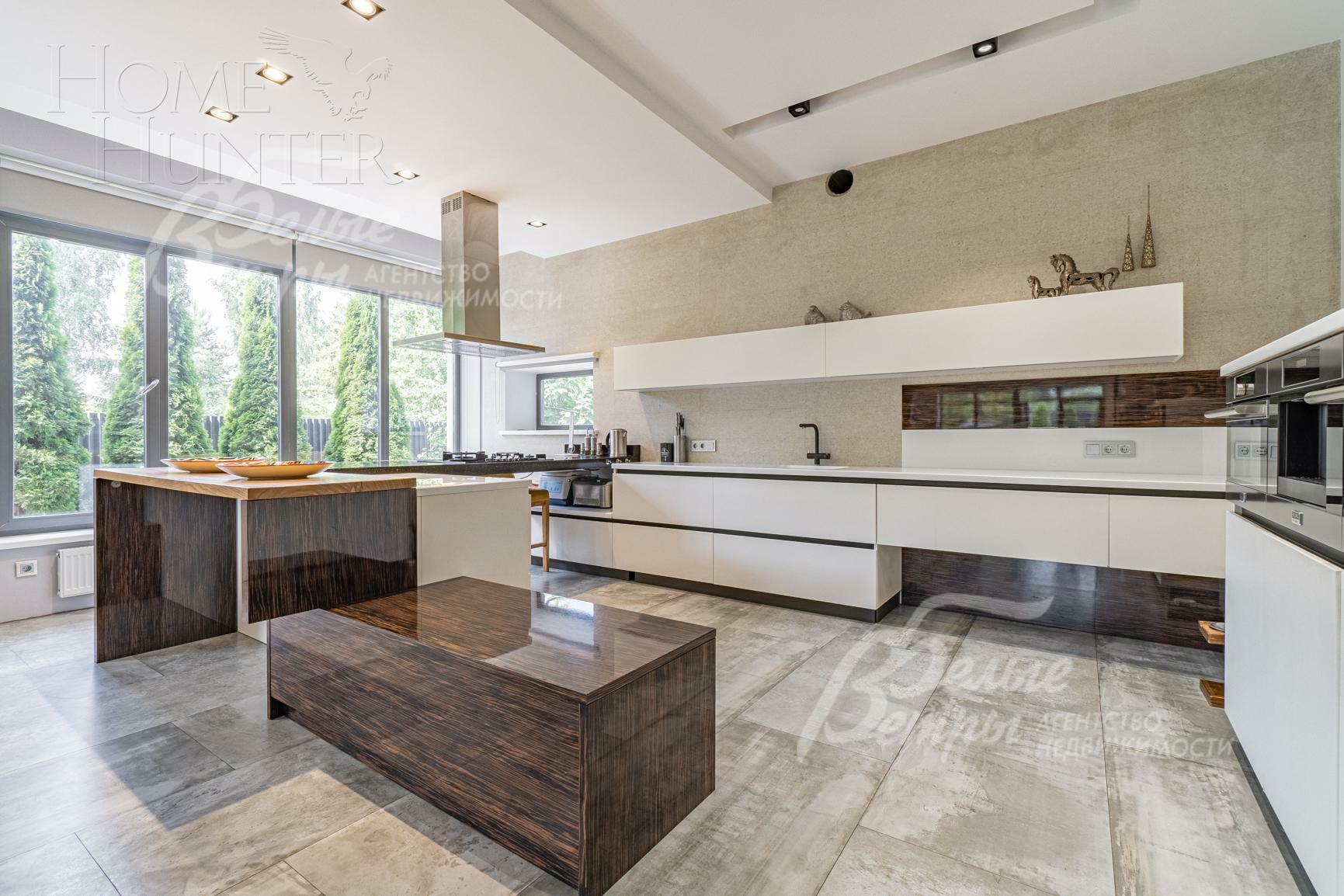 2-этажный коттедж 487 м² с отделкой