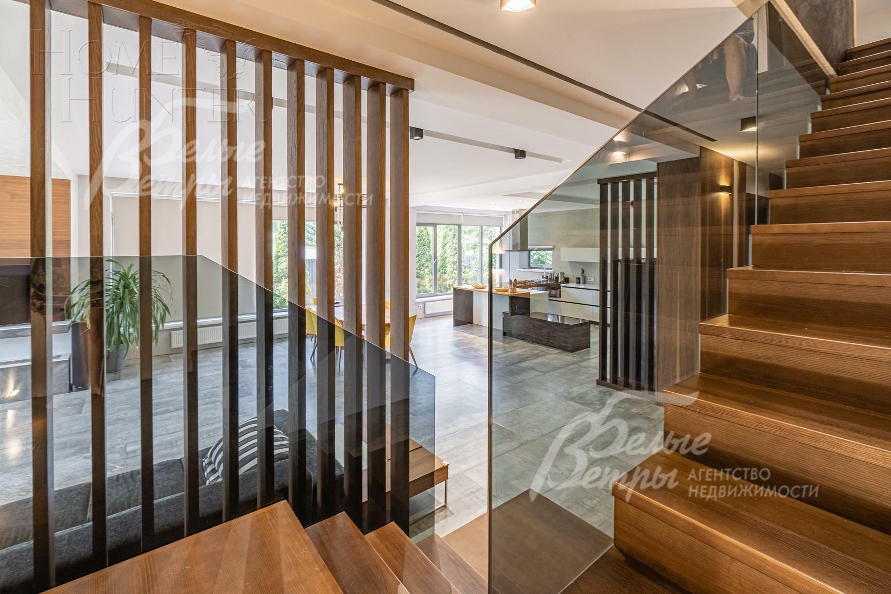 2-этажный коттедж 487 м² с отделкой