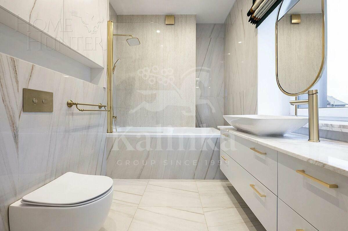 2-этажный коттедж 303 м² с отделкой