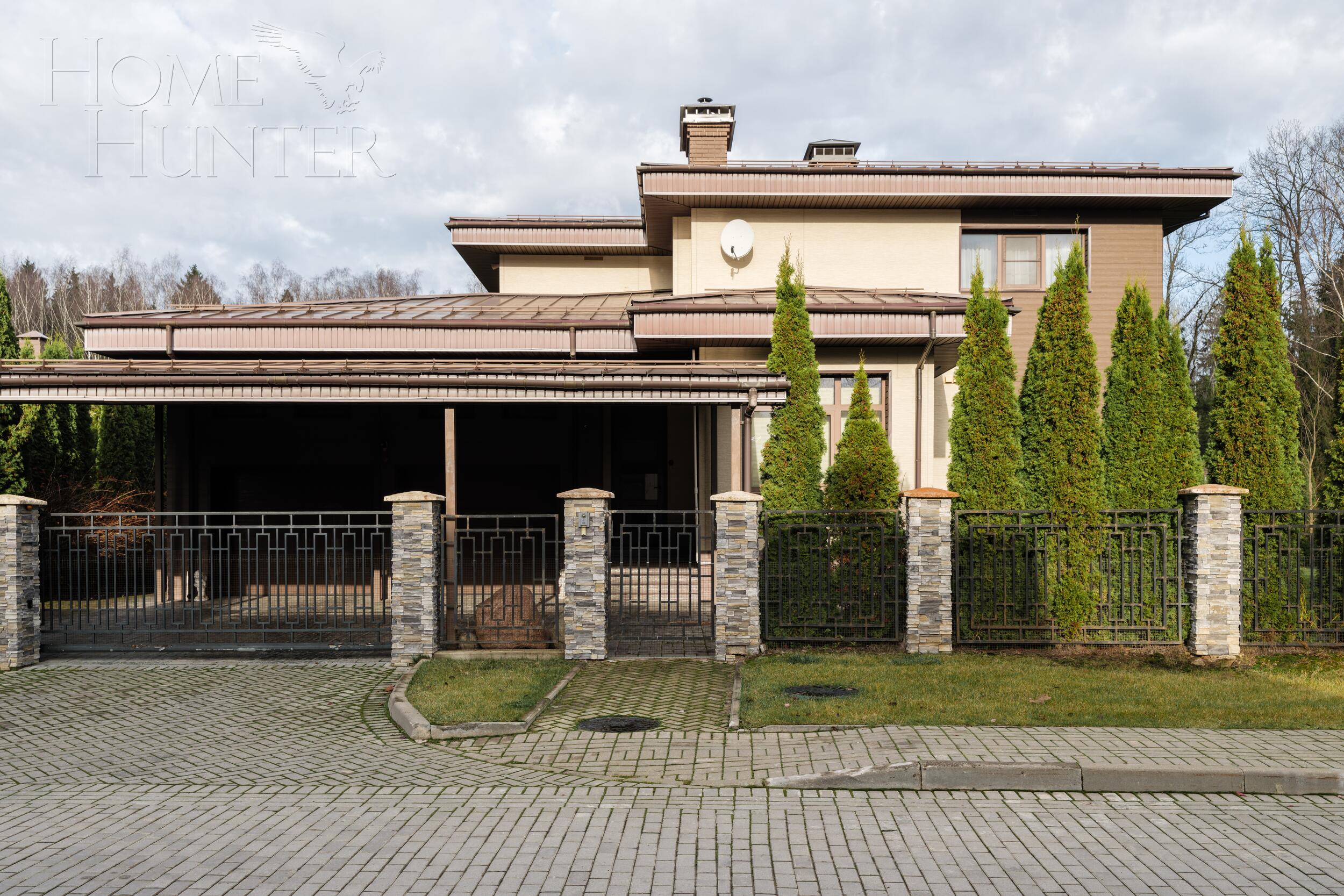 2-этажный коттедж 438 м² с отделкой