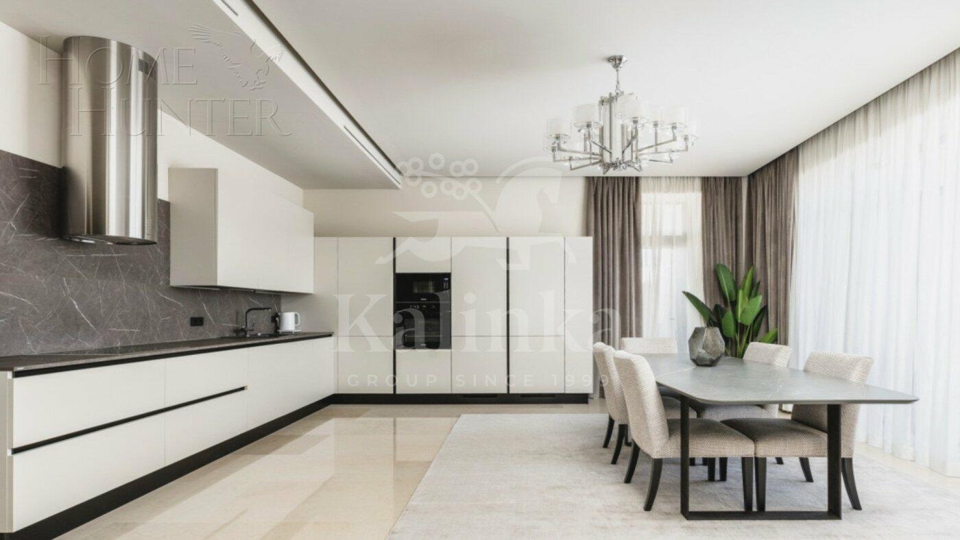 2-этажный коттедж 640 м² с отделкой