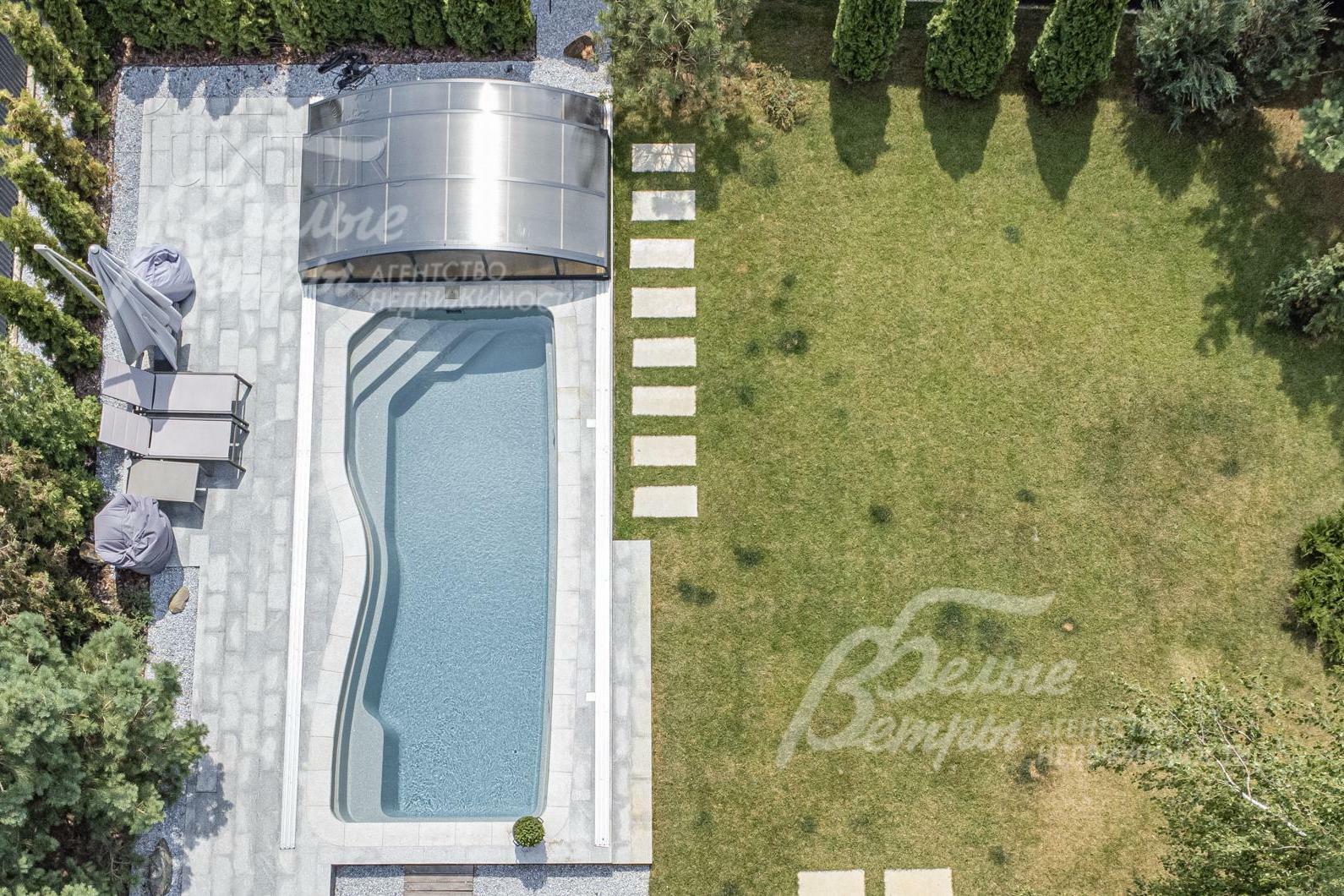 2-этажный коттедж 487 м² с отделкой