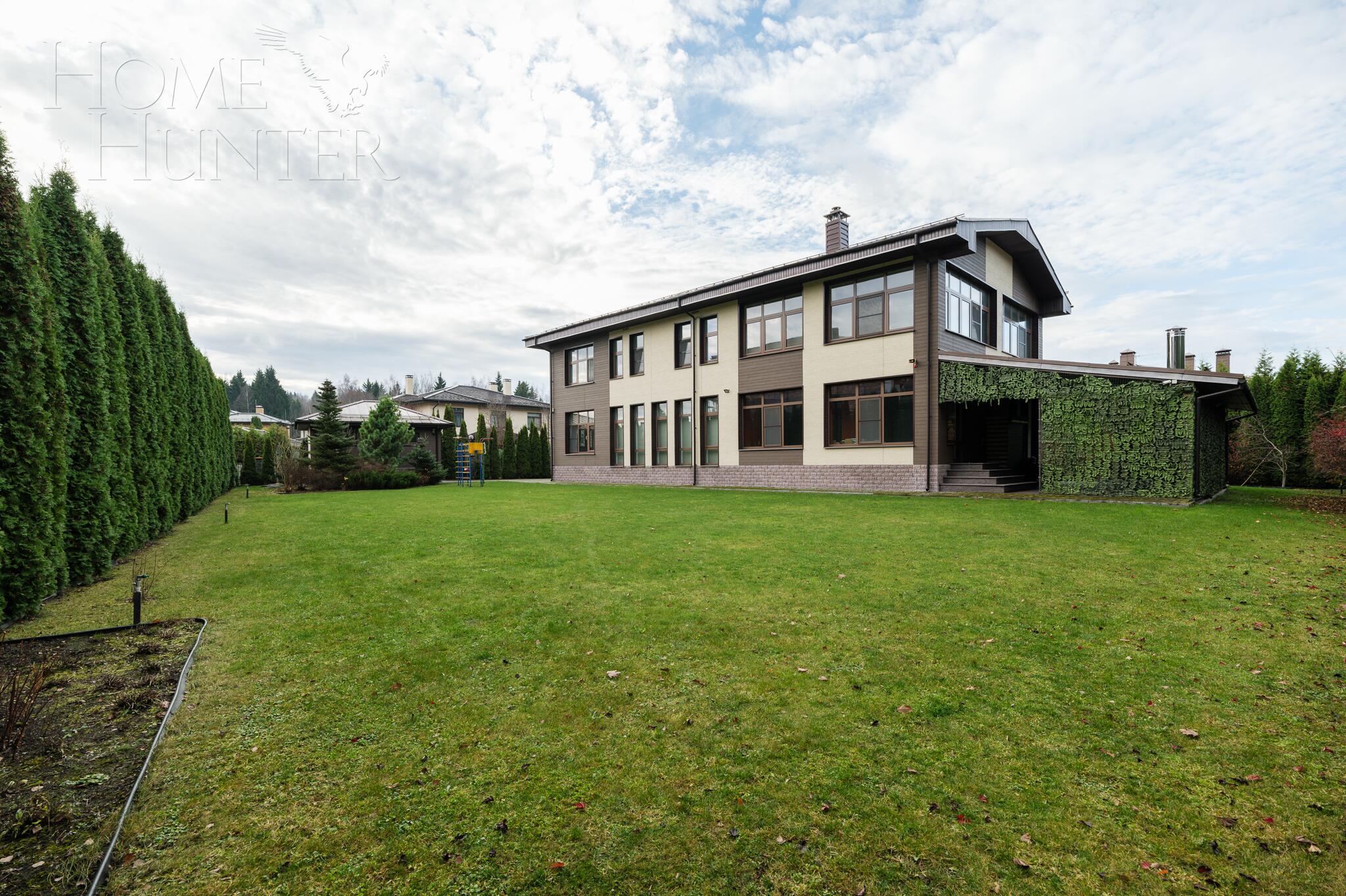 2-этажный коттедж 438 м² с отделкой