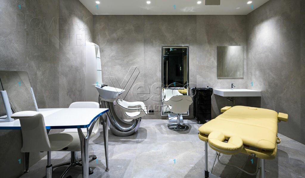 3-этажный коттедж 1 975 м² с отделкой