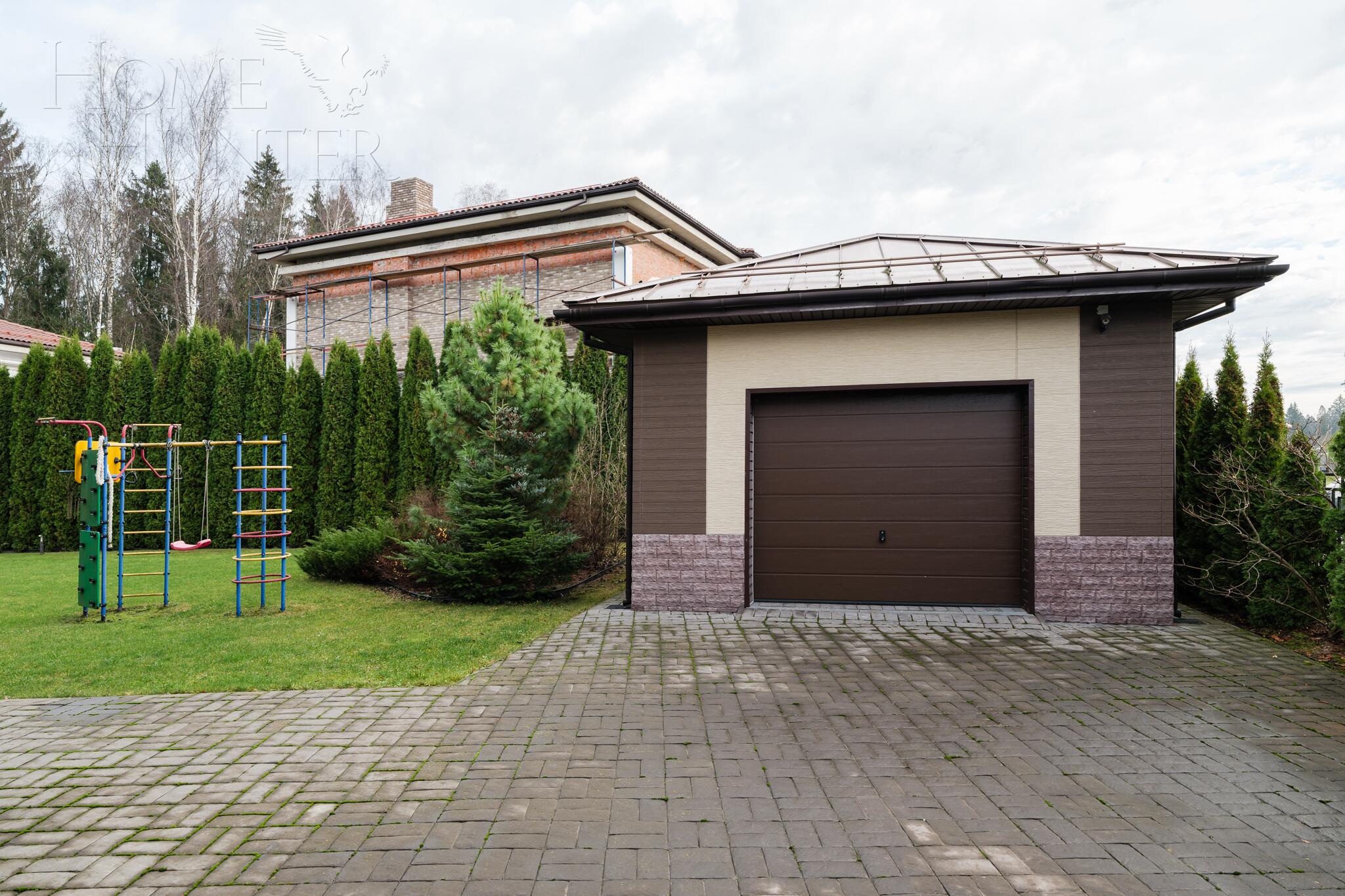 2-этажный коттедж 438 м² с отделкой