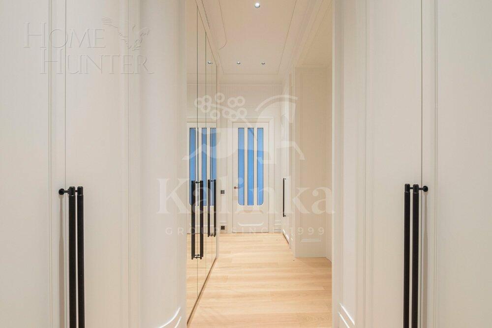 5-КОМН. ПЕНТХАУС С ОТДЕЛКОЙ 450 М² НА 8 ЭТАЖЕ